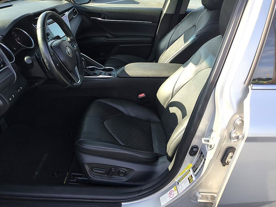 Used 2018 Celestial Silver Metallic Toyota XSE image 16