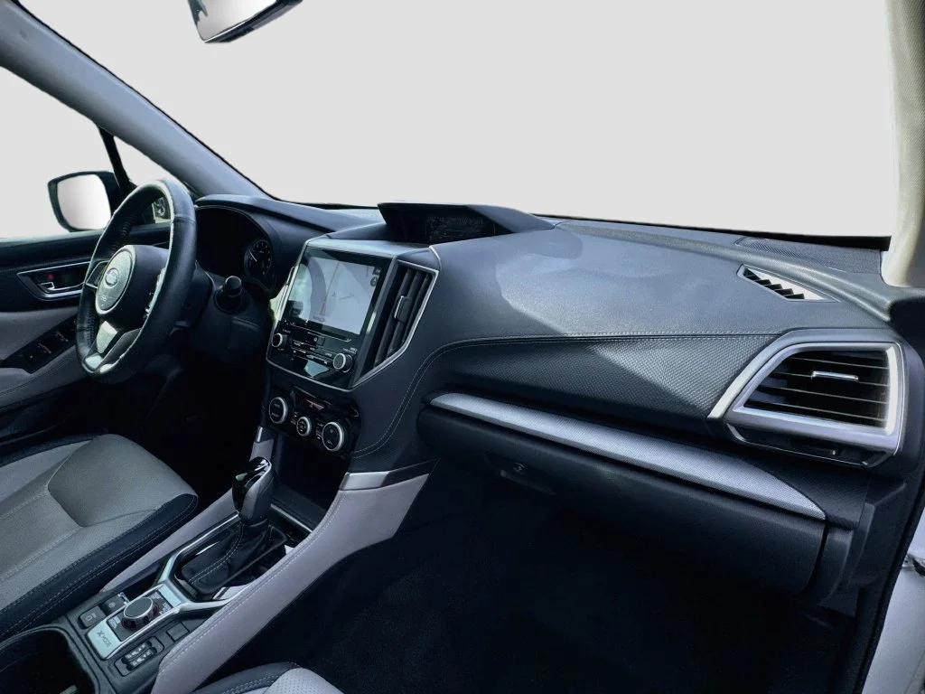 Used 2020 White Subaru Limited image 38