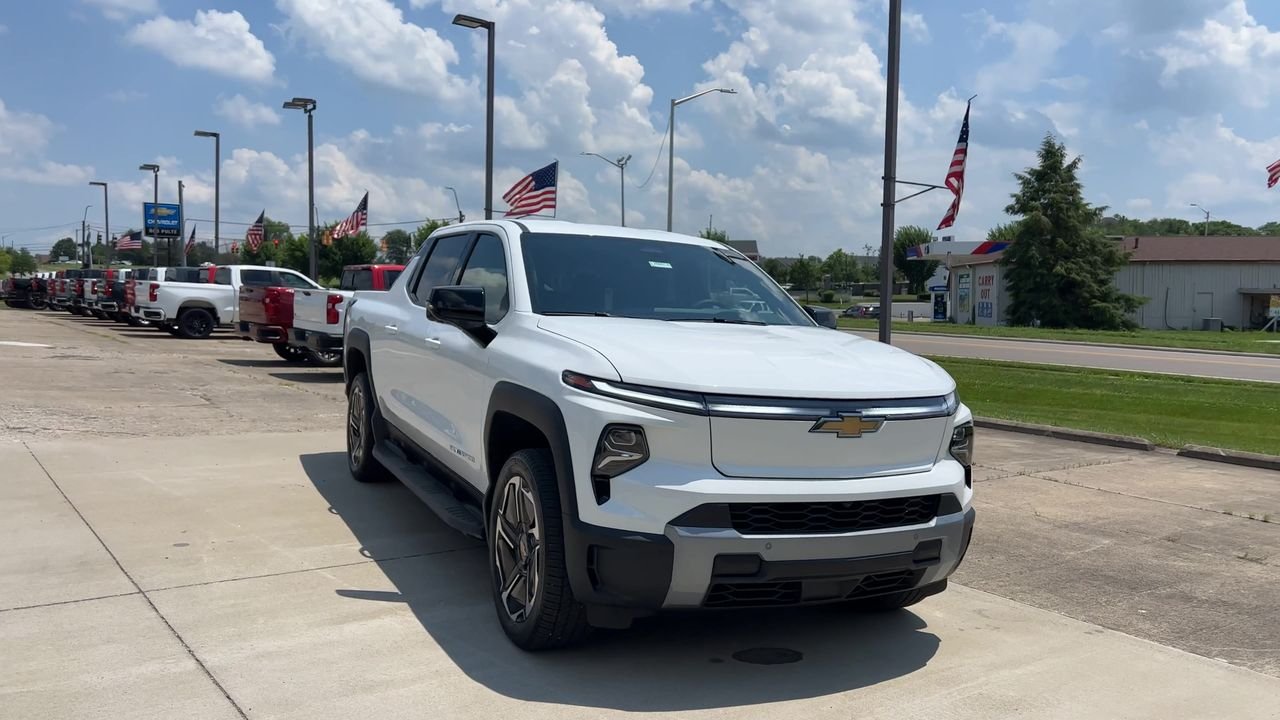 2026 Chevrolet Silverado EV LT - Photo 62