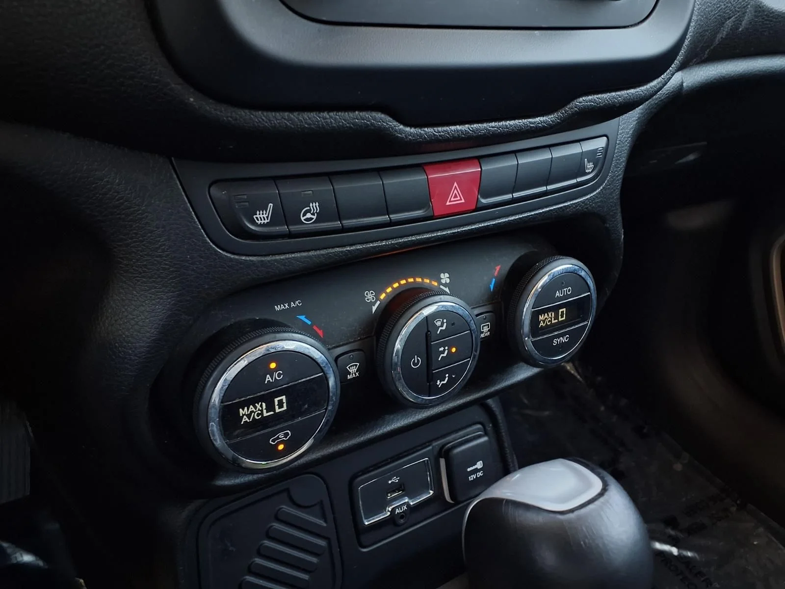 Used 2017 Red Jeep Limited image 9