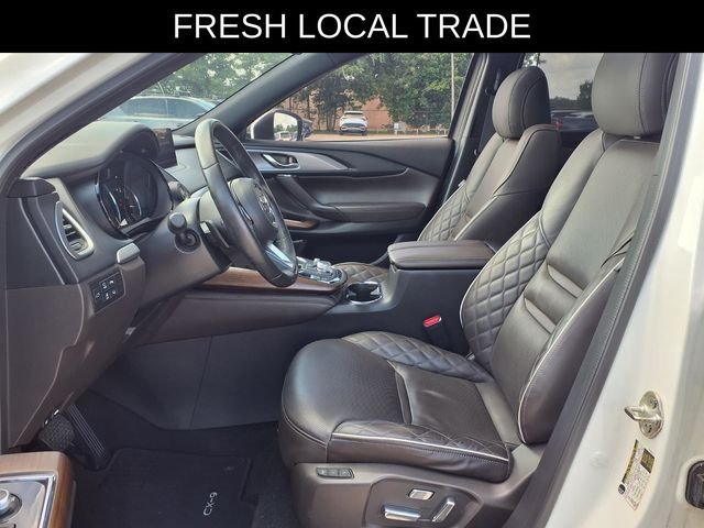 Used 2021 White Mazda Signature image 17