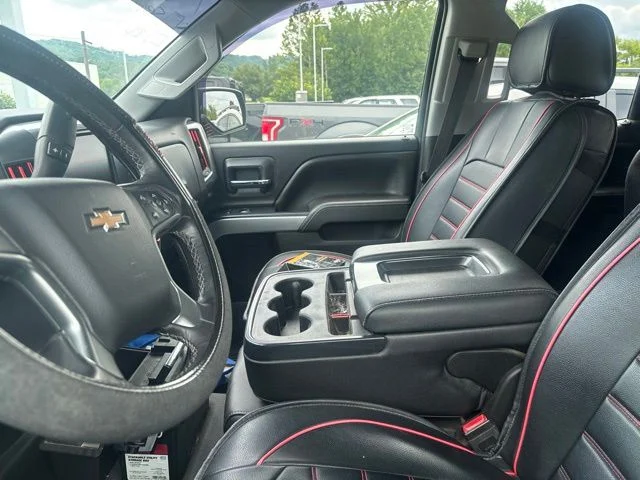 Used 2016 Black Chevrolet LT image 3