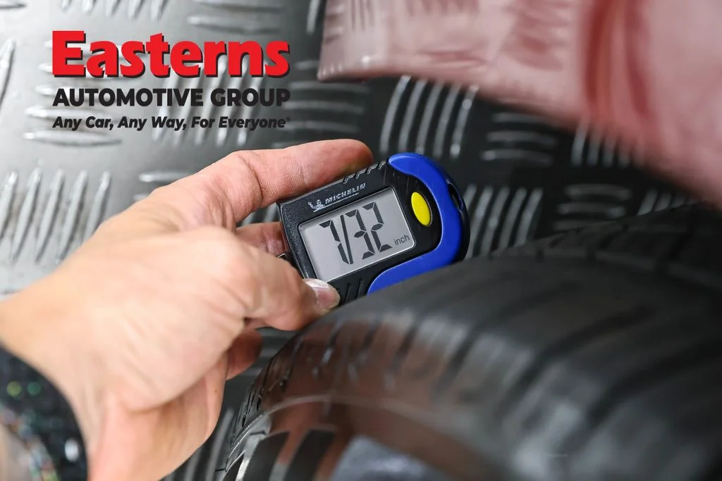Used 2023 Red Nissan SV image 26