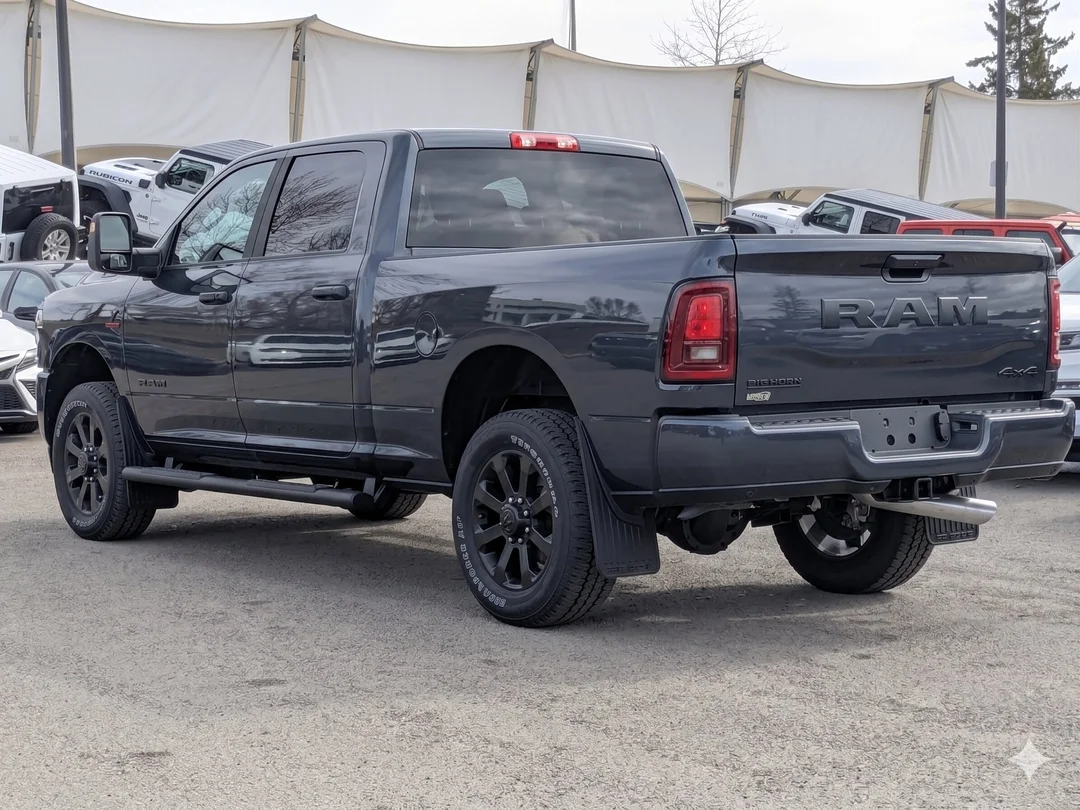 New 2026 Blue RAM Big Horn - - 4x4 - Night Edition - Big Horn Lvl 1 Plus Grp - 5th Wheel/Gooseneck Prep & More! image 6