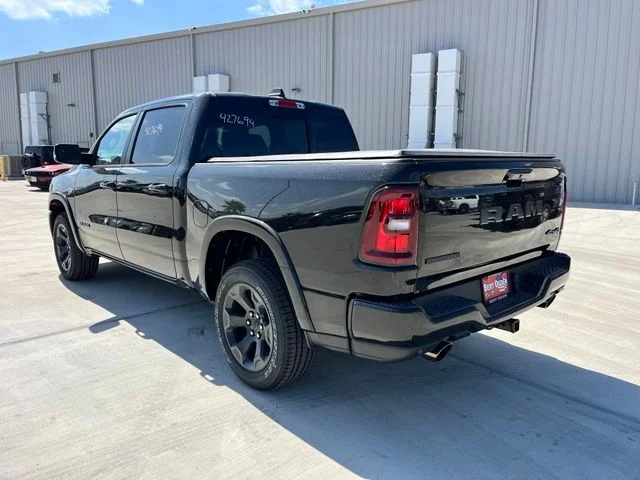 New 2026 Diamond Black Crystal Pearl-Coat Exterior Paint RAM Big Horn/Lone Star image 5