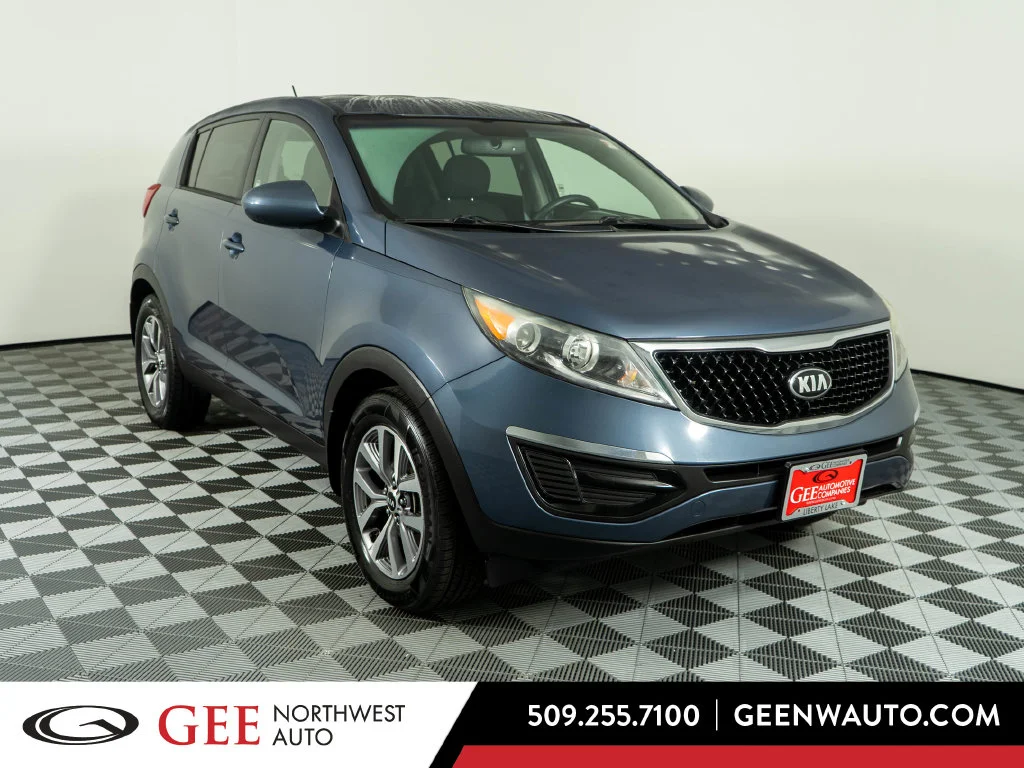 Used 2015 Blue Kia LX image 1