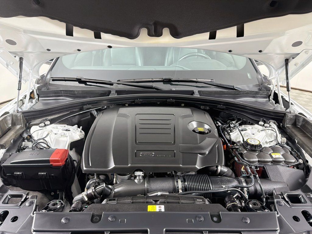 Used 2026 White Land Rover S image 32