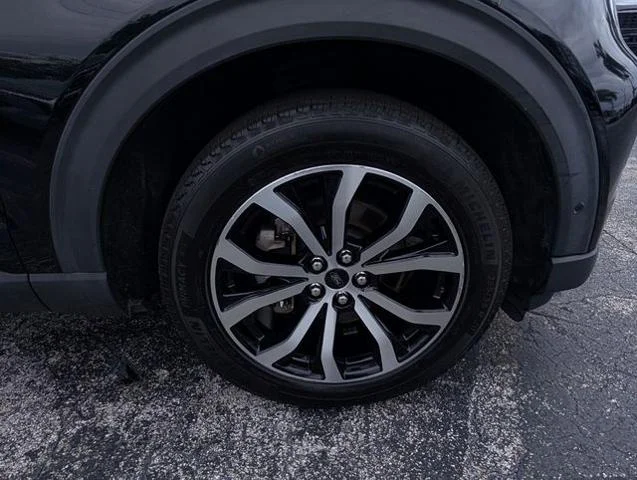 Used 2020 Agate Black Metallic Ford ST image 30