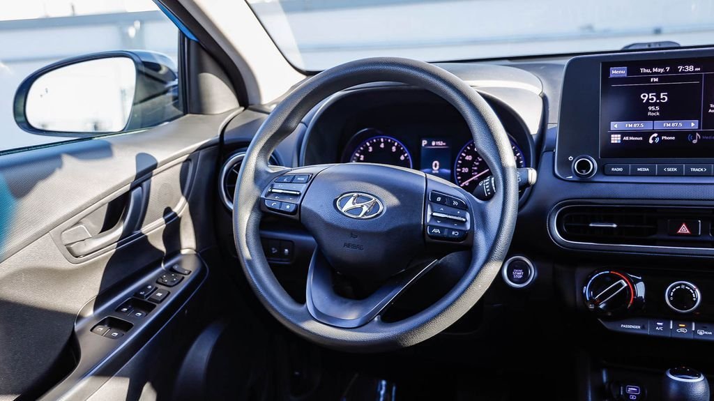 Used 2022 Black Hyundai SEL image 18