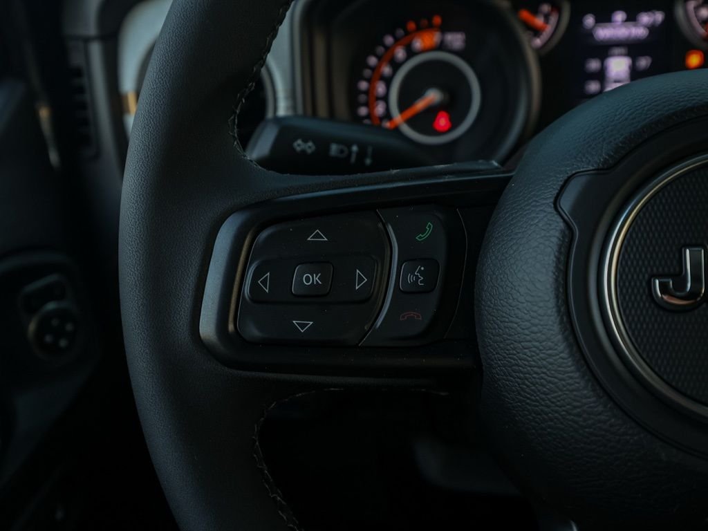 New 2026 Black Clear-Coat Exterior Paint Jeep Sport S image 25