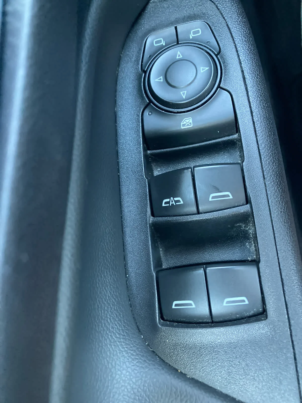 Used 2021 Silver Ice Metallic Chevrolet LT image 13