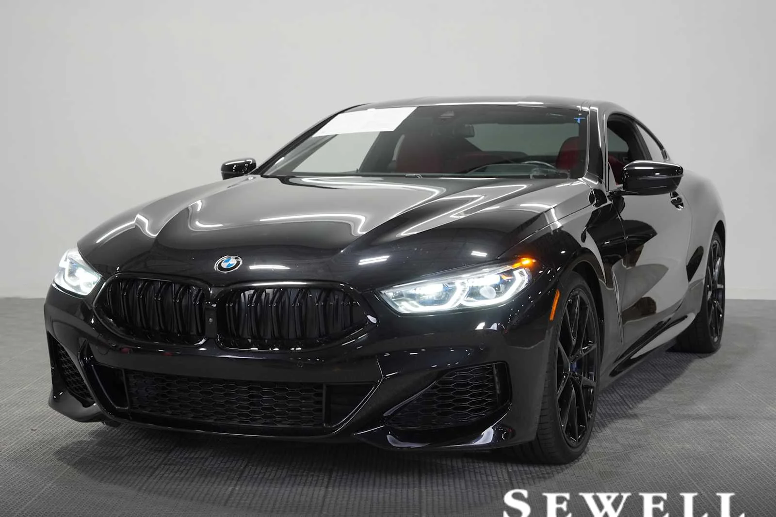 2022 BMW 8 Series 840i Coupe's photo