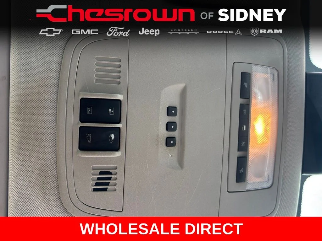 Used 2010 Silver Buick CXL image 21
