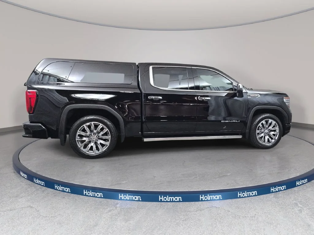 Used 2024 Black GMC Denali image 5