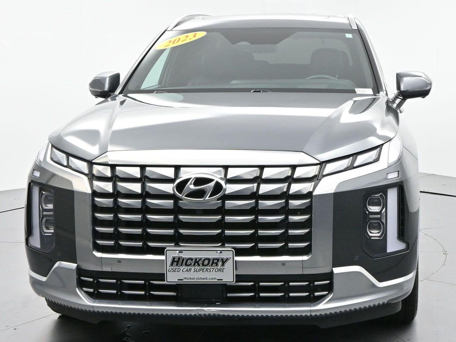 Used 2023 Steel Graphite Hyundai Calligraphy image 2