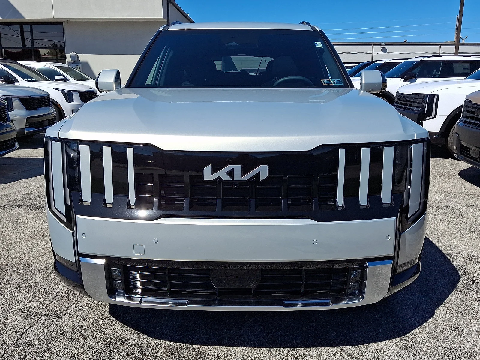 New 2027 Silver Kia SX Prestige image 3