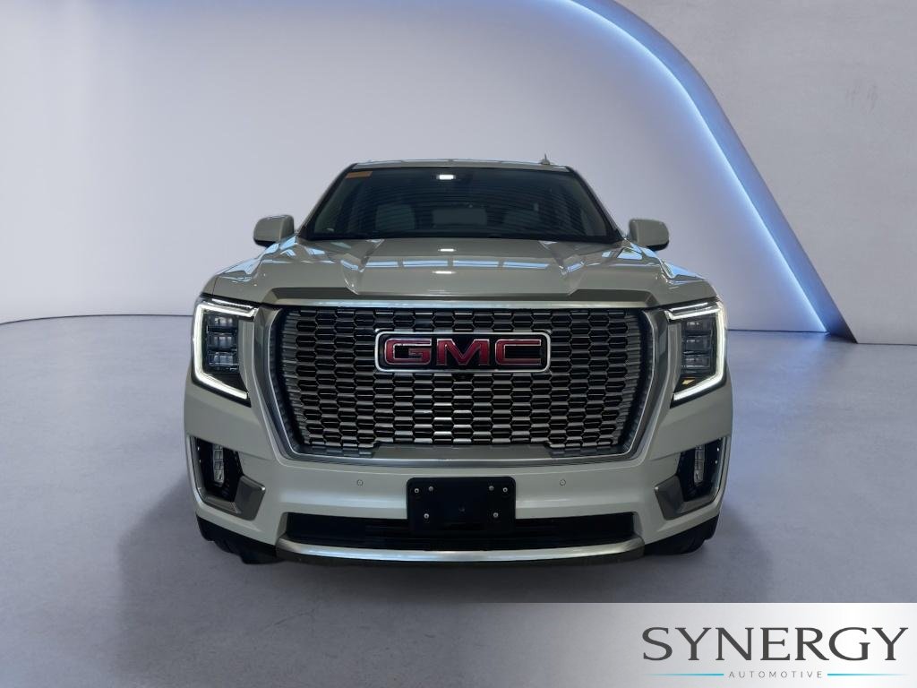 Used 2021 White Frost Tricoat GMC Denali image 2