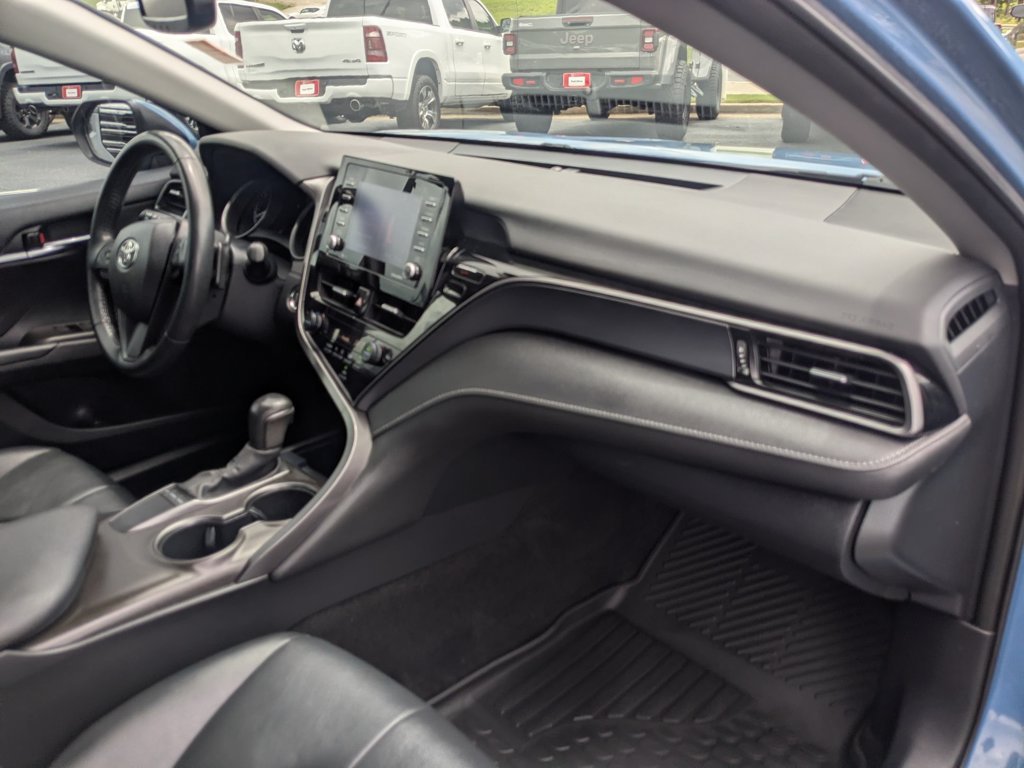 Used 2023  Toyota SE image 26