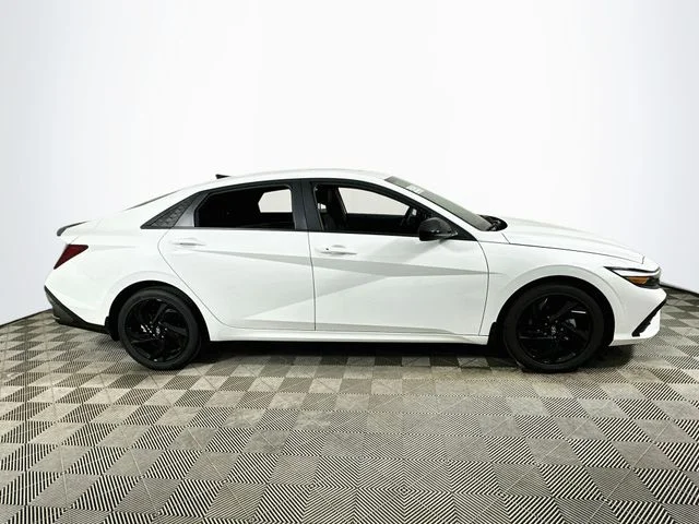 New 2026 White Hyundai SEL Sport image 2