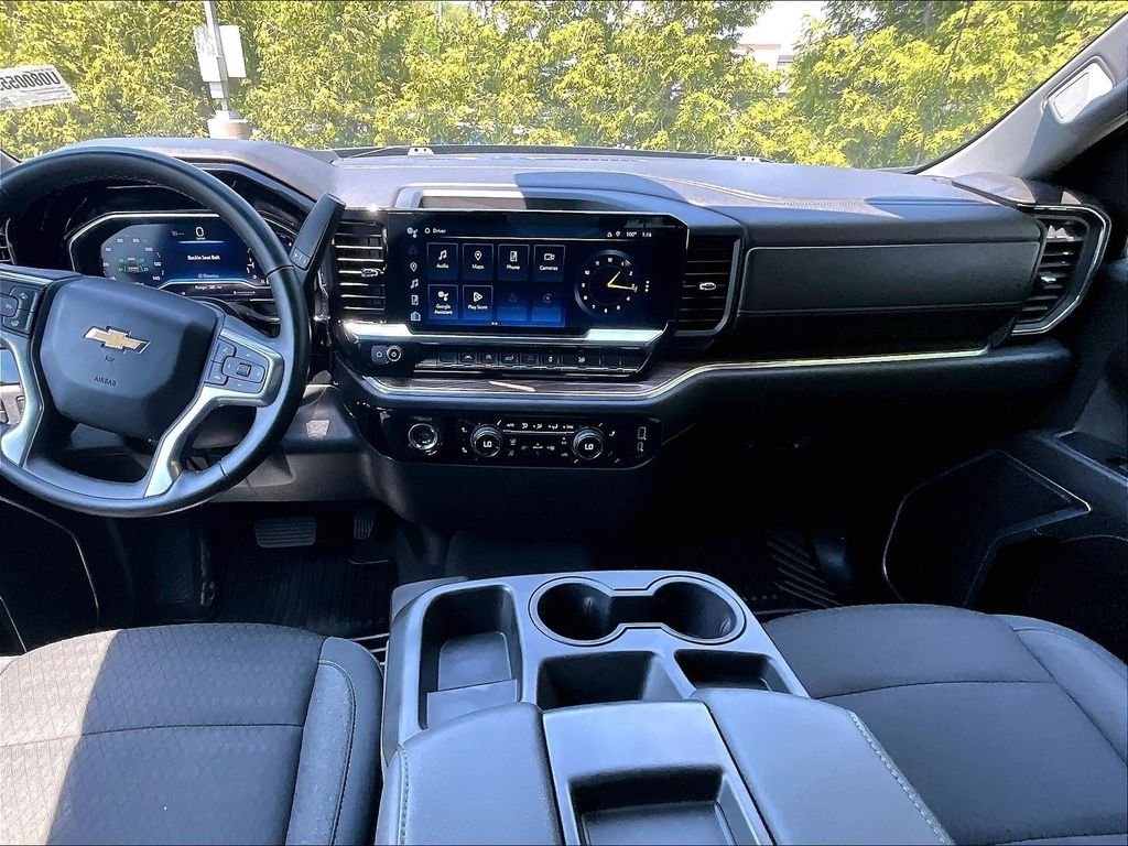 Used 2024 Lakeshore Blue Metallic Chevrolet LT image 21