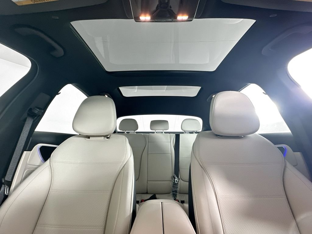 New 2026 Twilight Blue Metallic Mercedes-Benz C 300 image 22