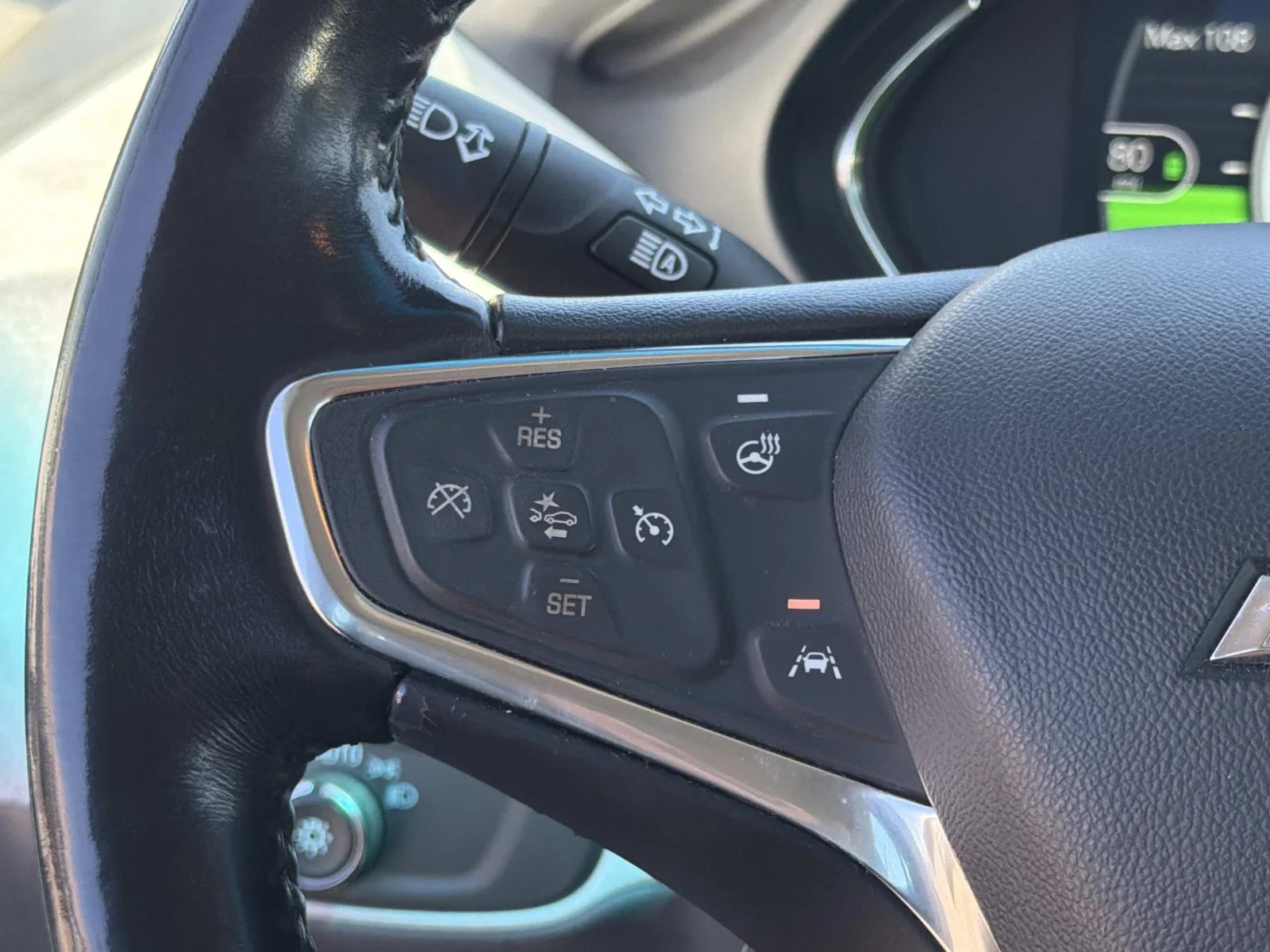 Used 2021 KINETIC BLUE ME Chevrolet 5dr Wgn LT image 9