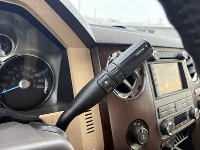Used 2011  Ford Lariat image 19