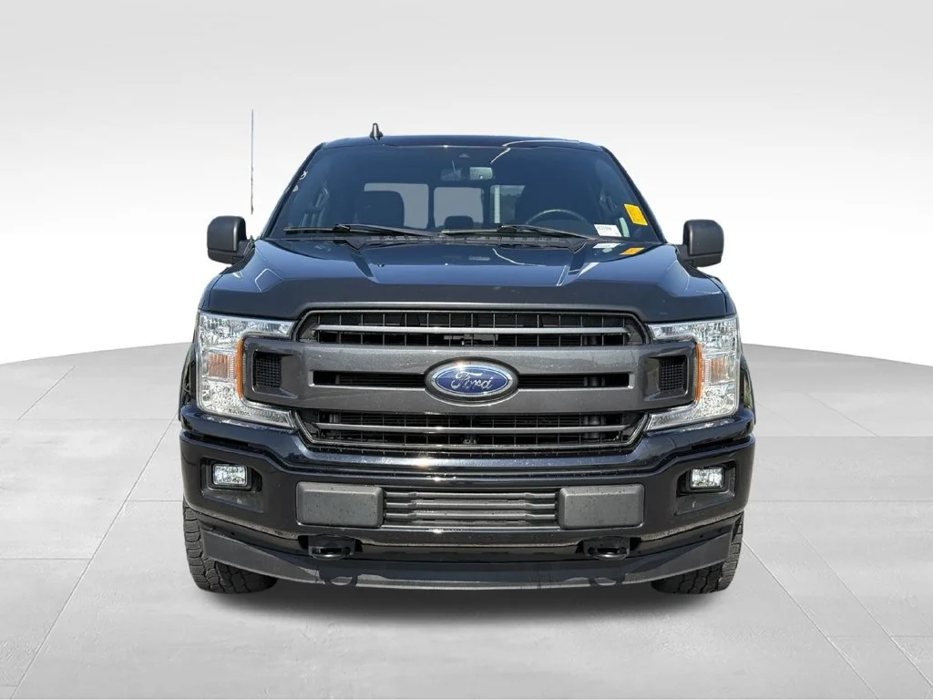 Used 2020 Black Ford XLT image 24