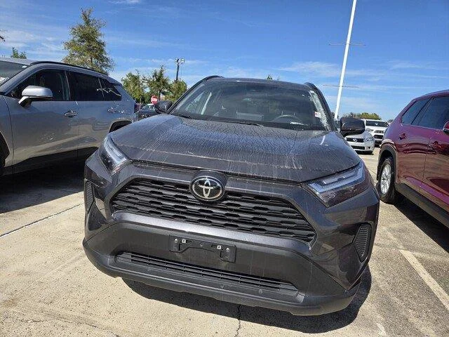 Used 2025 Magnetic Gray Metallic Toyota XLE image 2