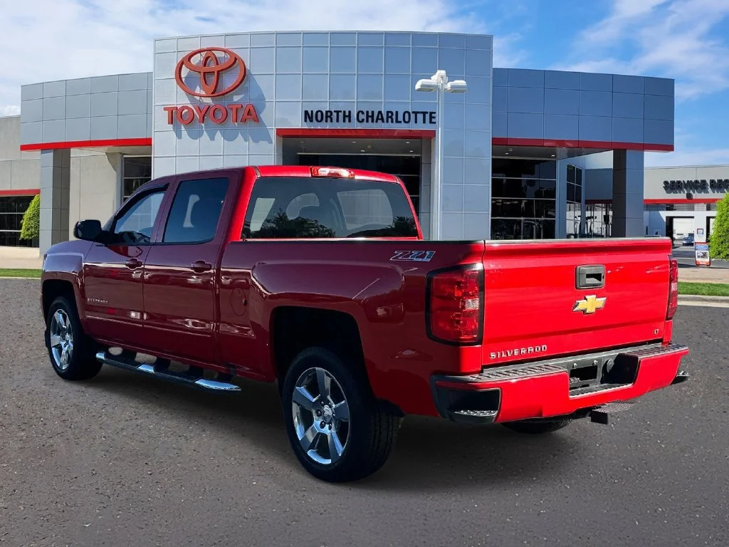 Used 2016 Red Chevrolet LT image 4