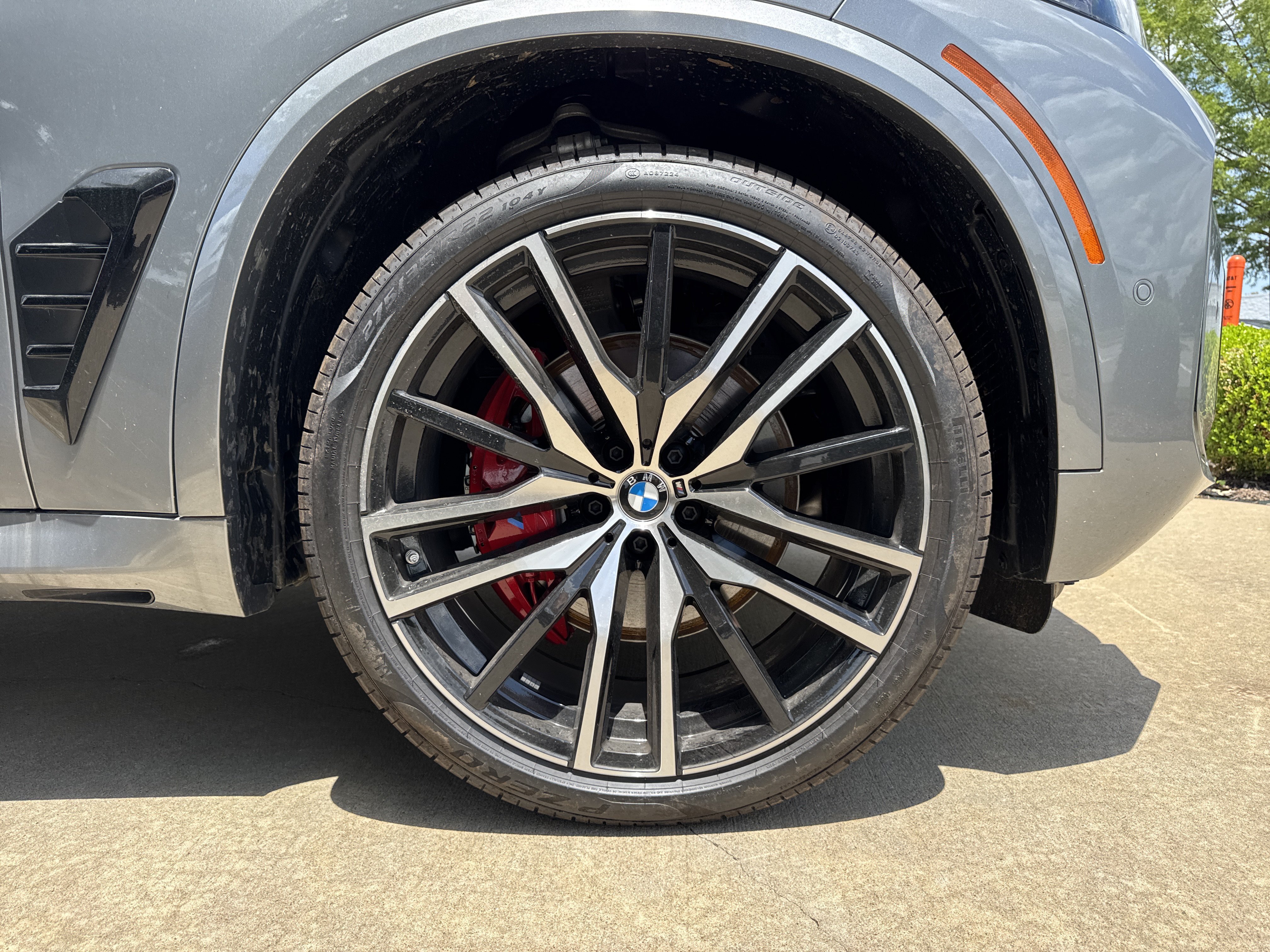 New 2026 SKYSCRAPER GREY BMW xDrive40i image 30
