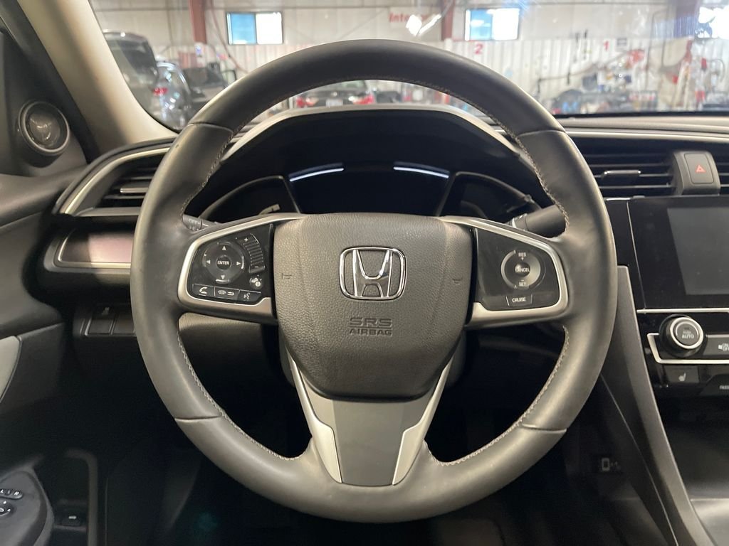 Used 2018  Honda EX-T image 19