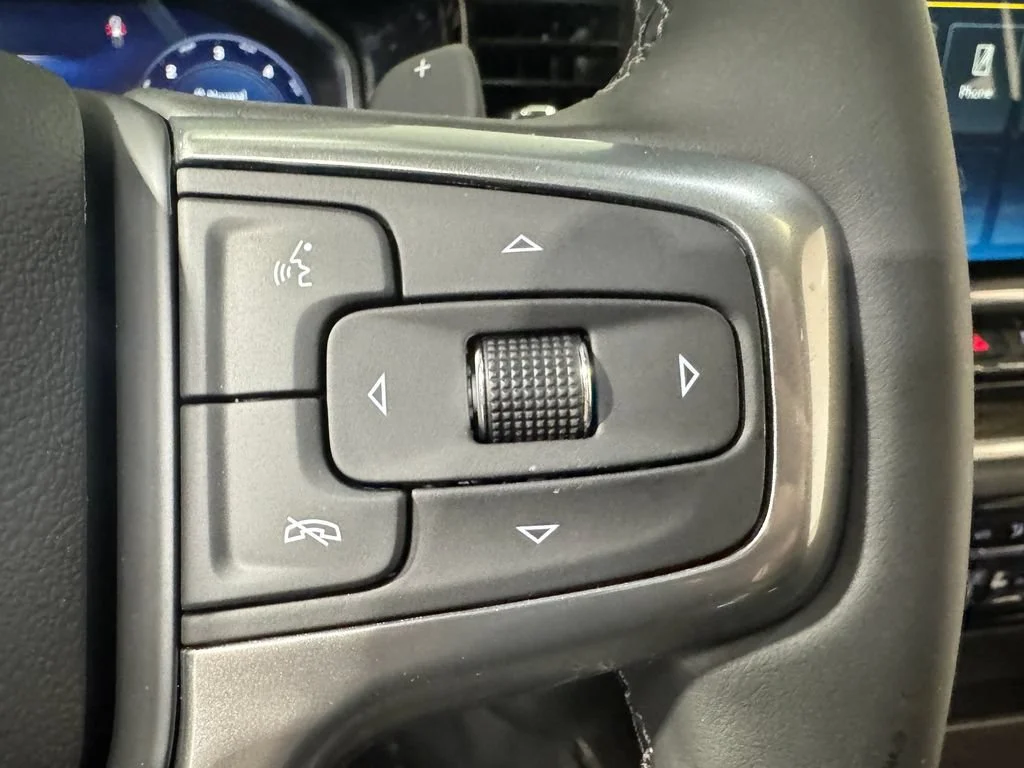 New 2026 Summit White Chevrolet LT Trail Boss image 17