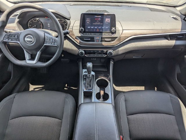 Used 2024 Black Nissan 2.5 SV image 13