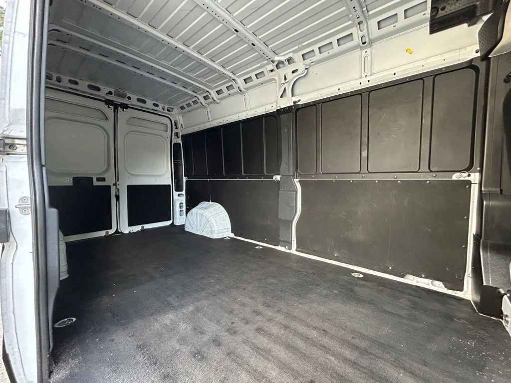 Used 2023 White Ram High Roof image 29