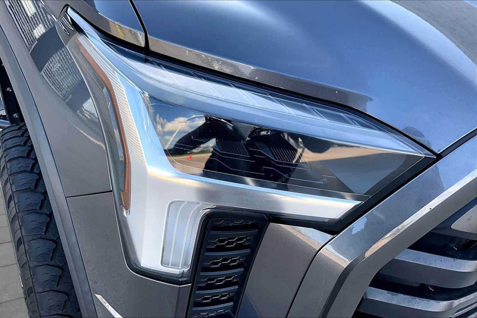 Used 2022 Magnetic Gray Metallic Toyota SR5 image 24