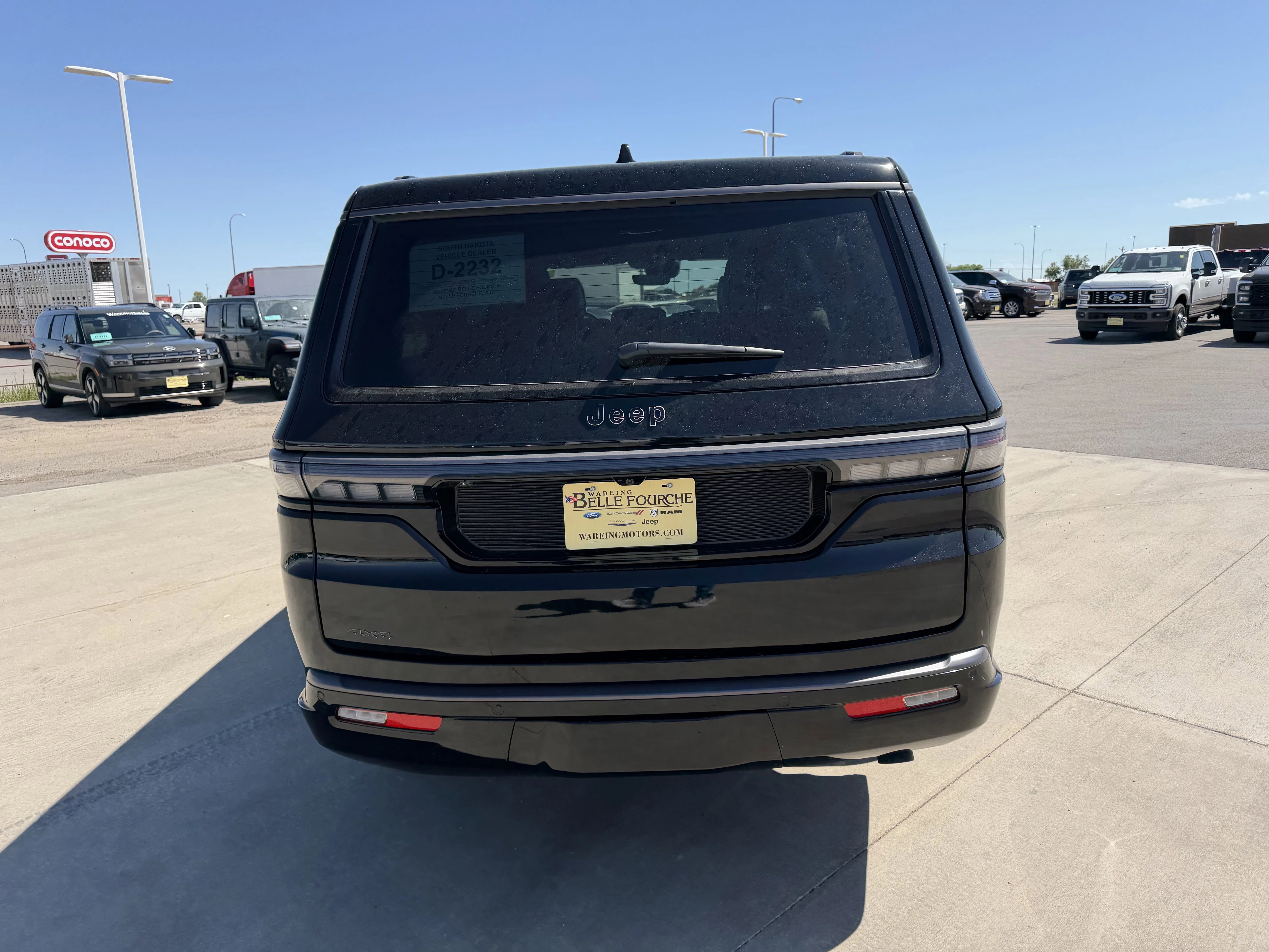 New 2026 High Gloss Black Exterior Paint Jeep Limited Reserve image 4