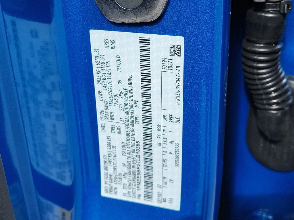 New 2026 Velocity Blue Metallic Ford Badlands® image 28