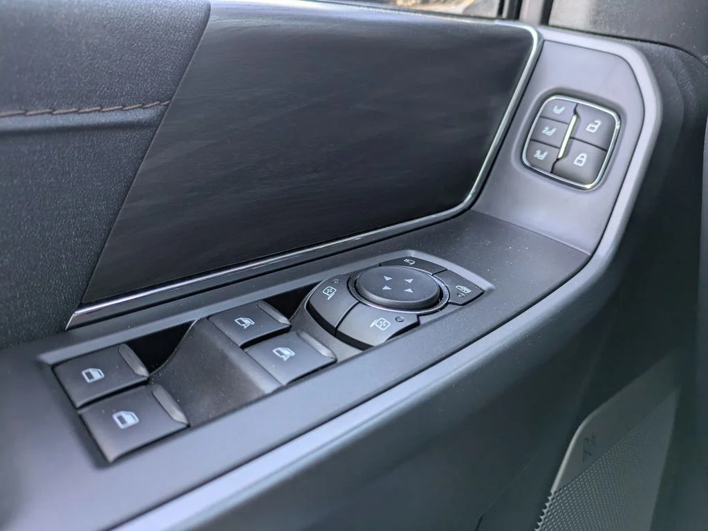 New 2026 Antimatter Blue Metallic Ford Lariat image 27