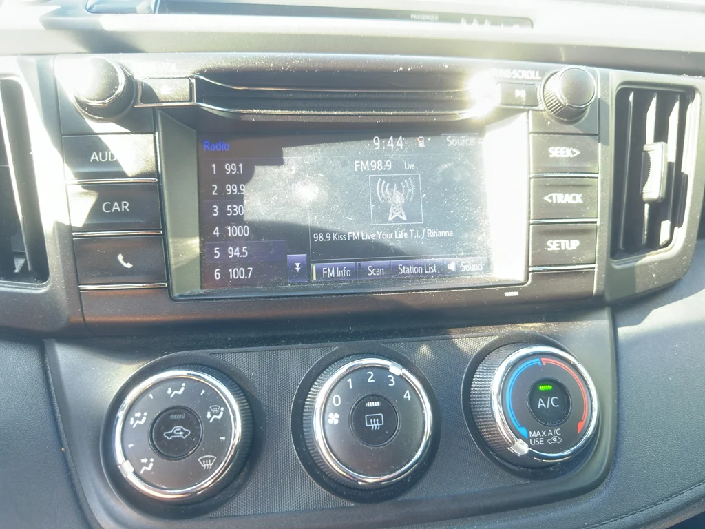 Used 2018 Black Toyota LE image 11