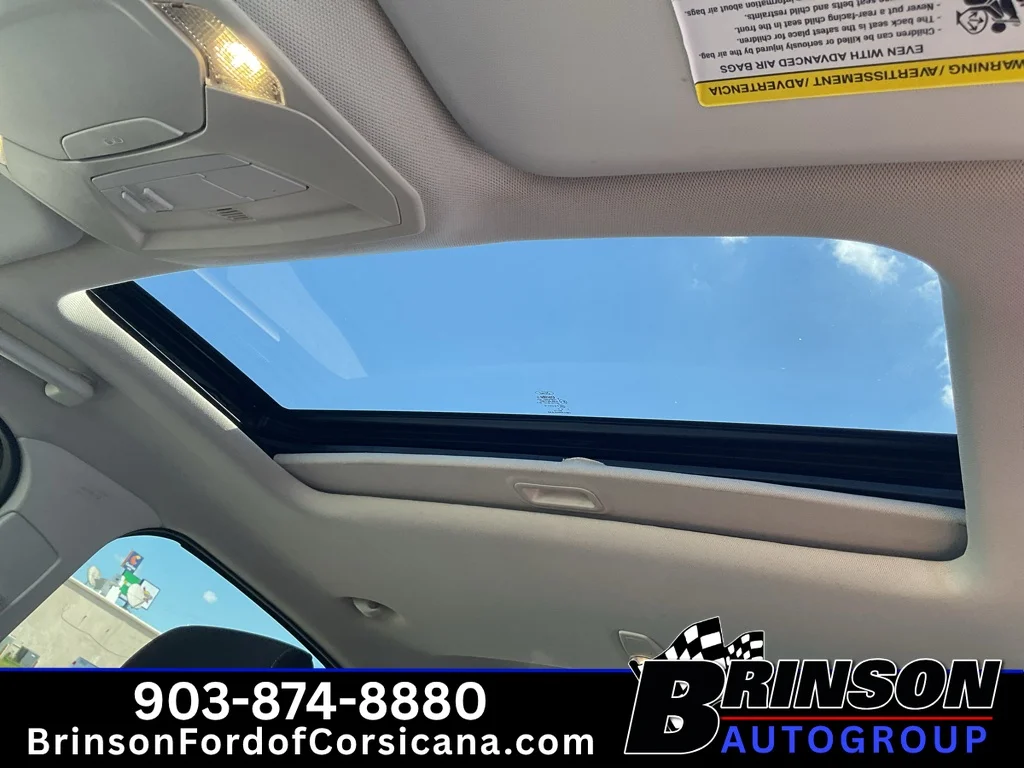 Used 2018 Shadow Black Ford SEL image 25