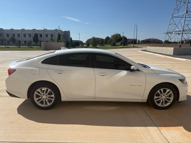 Used 2018 White Chevrolet LT image 4