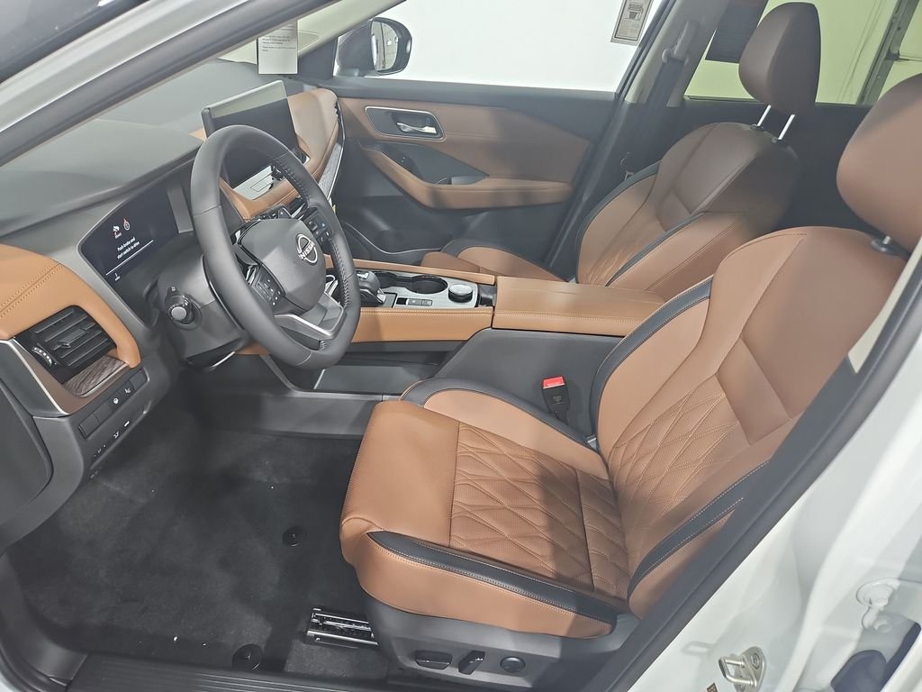 2026 Nissan Rogue Platinum - Photo 10