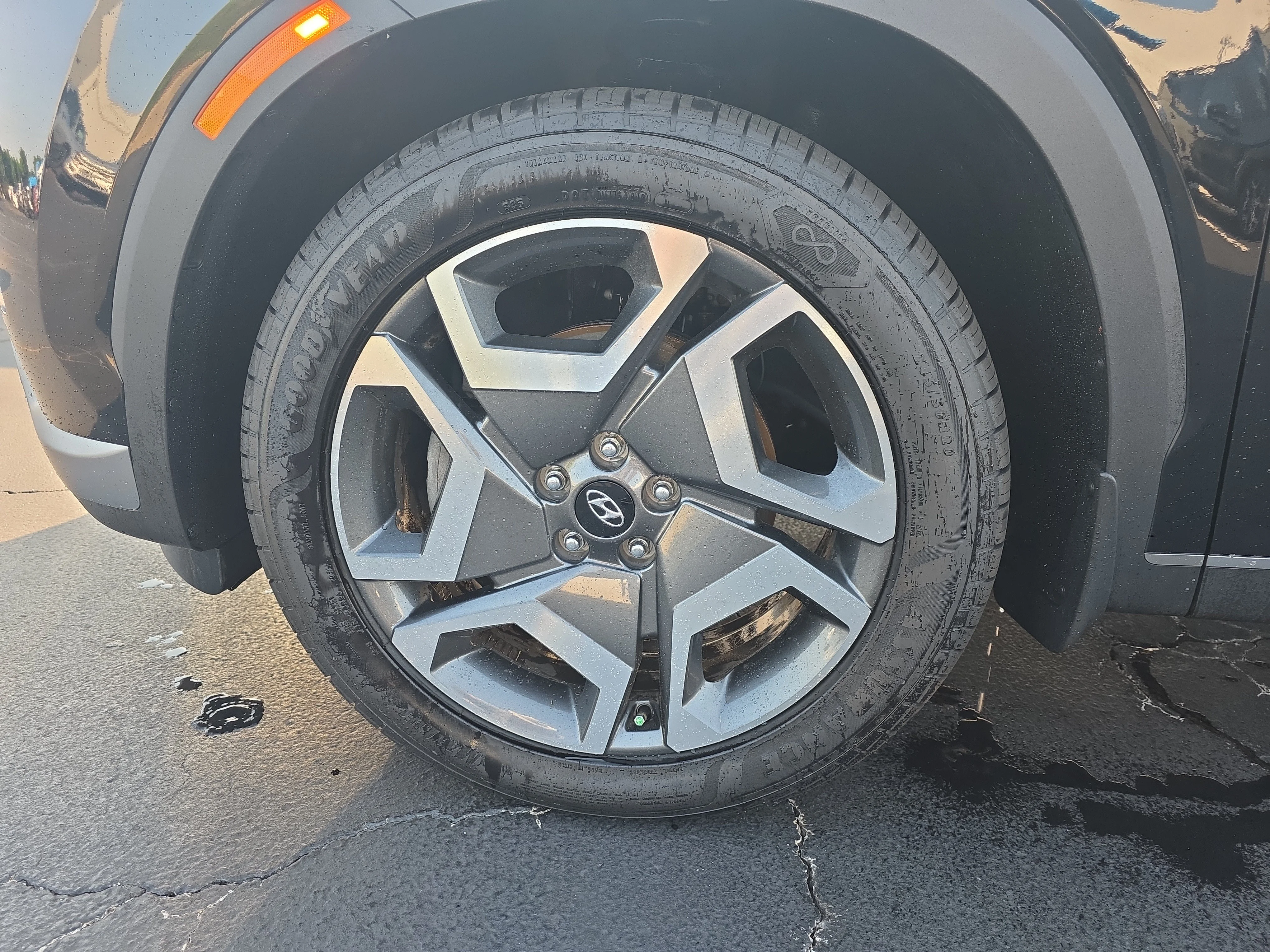 Used 2023 Abyss Black Pearl Hyundai SEL image 7