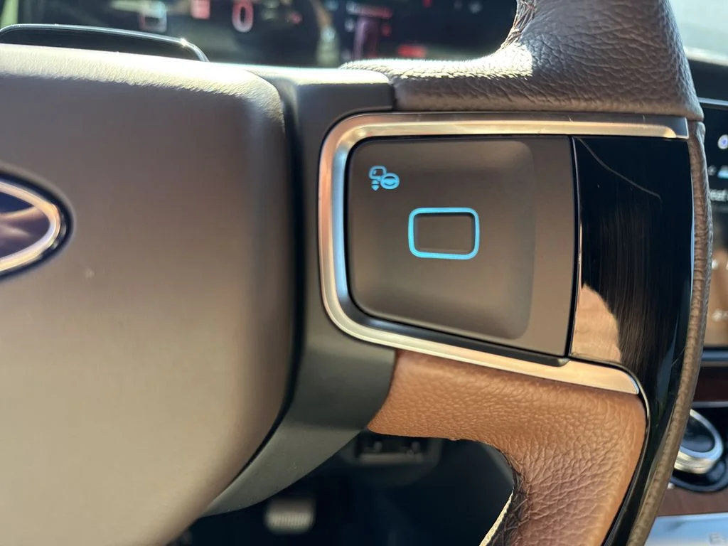 Used 2025 White Ford King Ranch image 28