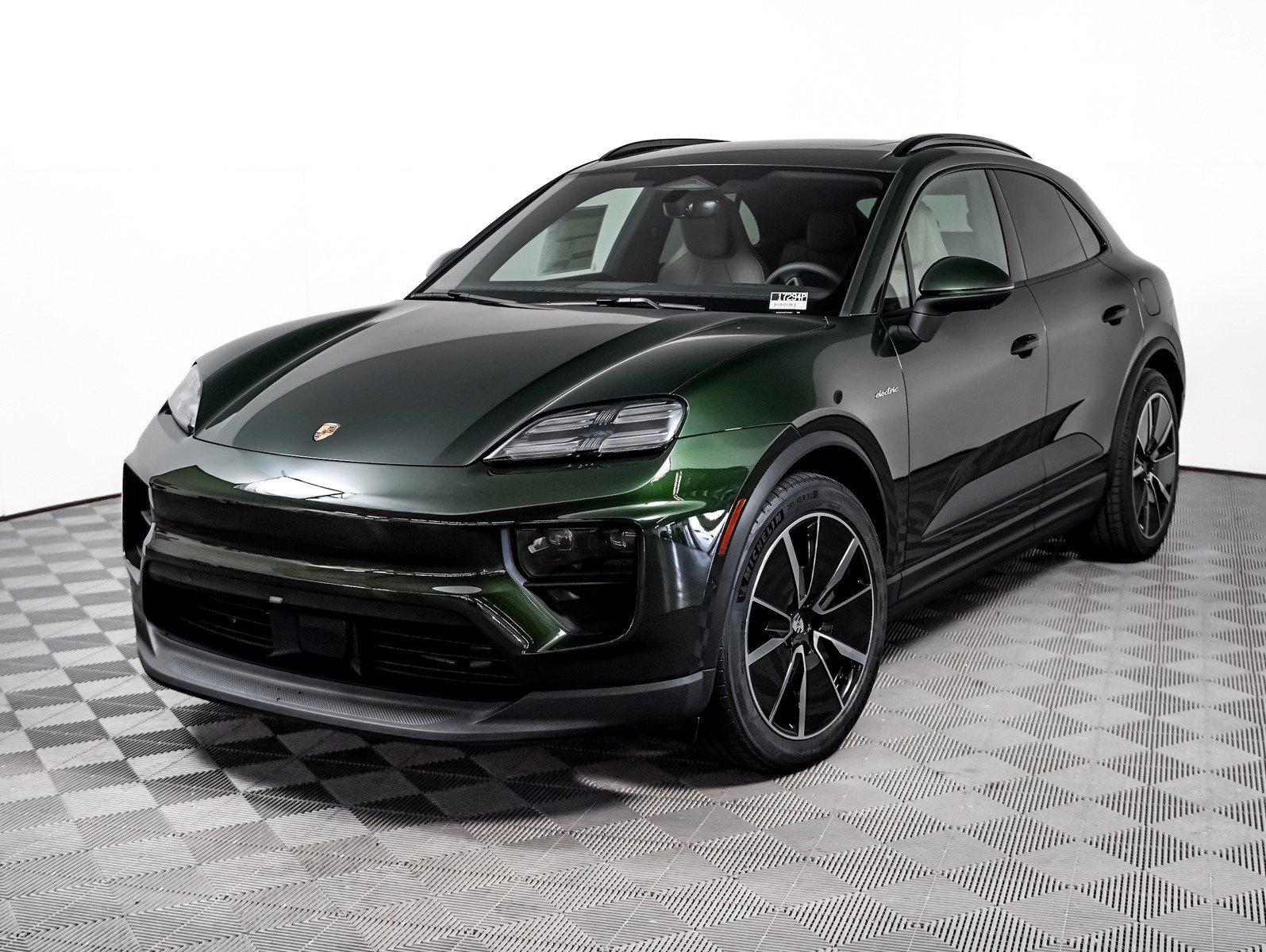 New OAK GREEN 2026 Porsche Macan in Riverside, CA | VIN