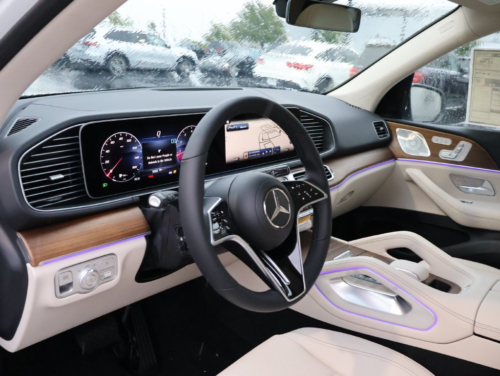 New 2026 Polar White Mercedes-Benz GLE 350 image 17