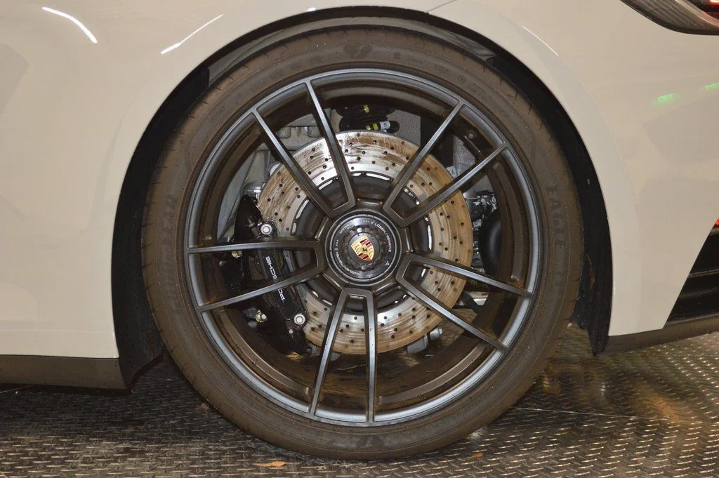 Used 2024  Porsche Carrera GTS image 14