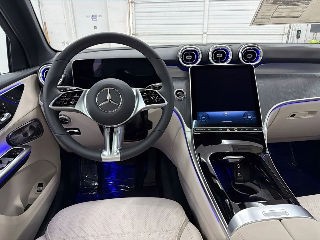 New 2027 Silver Mercedes-Benz GLC 300 image 22
