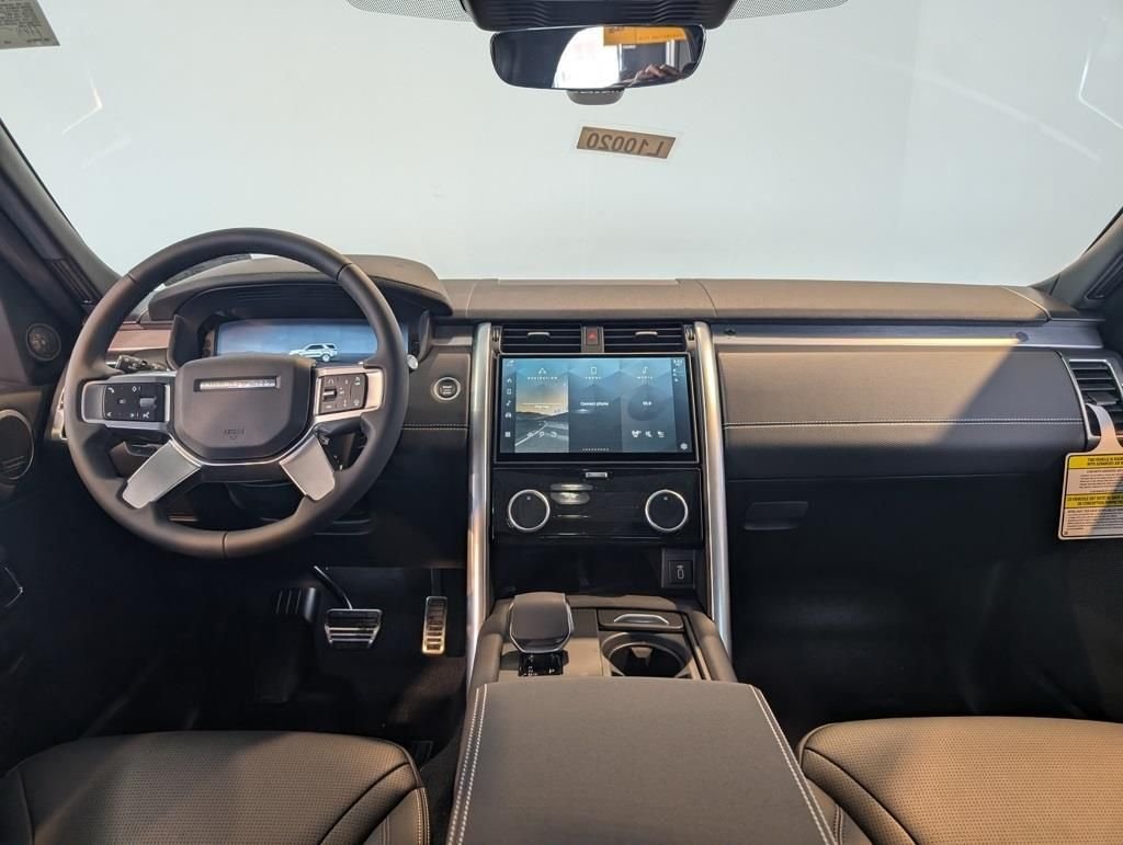 2026 Land Rover Discovery Gemini Edition - Photo 13